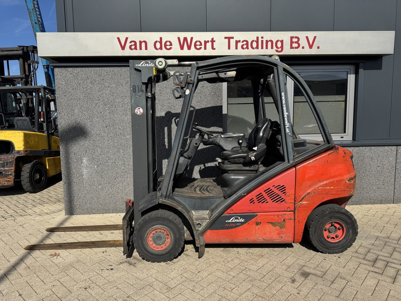 Linde H25D-02 Triplo 470 Freelift / Sideshift VW Diesel 2014 - Dyzelinis krautuvas: foto 1 Linde H25D-02 Triplo 470 Freelift / Sideshift VW Diesel 2014 - Dyzelinis krautuvas: foto 1