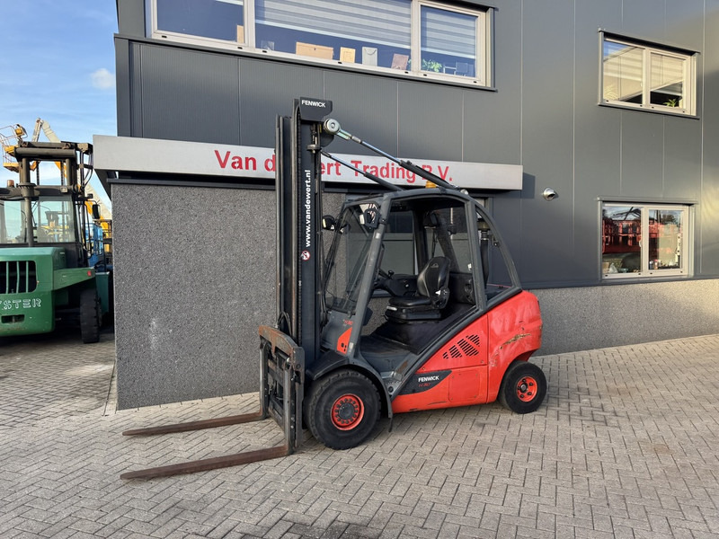 Linde H30D-02 Duplo 450 Sideshift / Vorkversteller VW Diesel 2014 - Dyzelinis krautuvas: foto 2 Linde H30D-02 Duplo 450 Sideshift / Vorkversteller VW Diesel 2014 - Dyzelinis krautuvas: foto 2