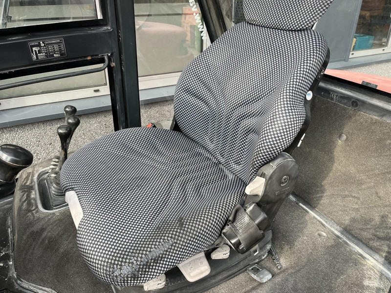 Linde H80D/900-03 duplo/sideshift/vorkversteller DEUTZ DIESEL - Dyzelinis krautuvas: foto 4 Linde H80D/900-03 duplo/sideshift/vorkversteller DEUTZ DIESEL - Dyzelinis krautuvas: foto 4