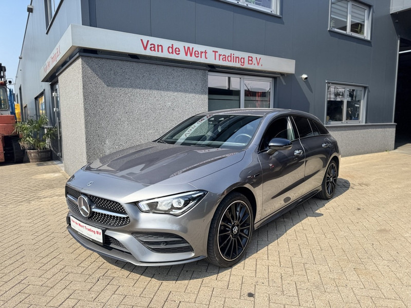 Mercedes-Benz CLA-Klasse 250e - Lengvasis automobilis: foto 1 Mercedes-Benz CLA-Klasse 250e - Lengvasis automobilis: foto 1