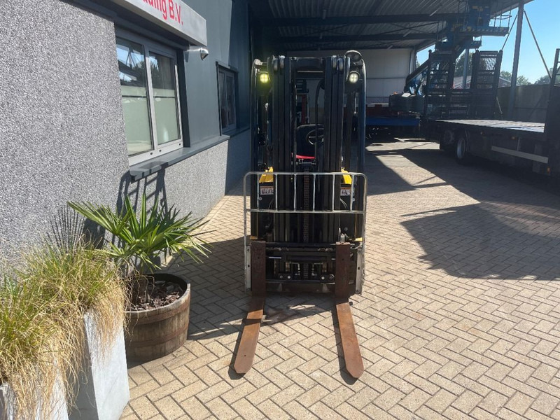 Yale ERP16VF heftruck ERP16VF triplo460 freelift SIDESHIFT 2016 - Elektrinis krautuvas: foto 4 Yale ERP16VF heftruck ERP16VF triplo460 freelift SIDESHIFT 2016 - Elektrinis krautuvas: foto 4