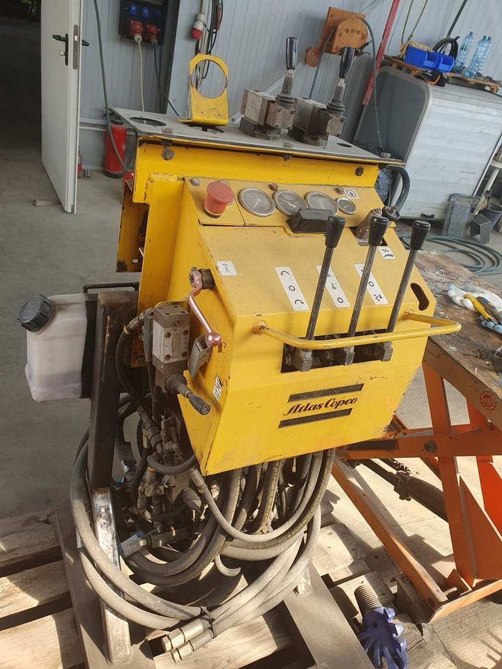 Atlas Copco DCS-12-45-1 powerpack - Tunelių kasimo mašina: foto 5 Atlas Copco DCS-12-45-1 powerpack - Tunelių kasimo mašina: foto 5