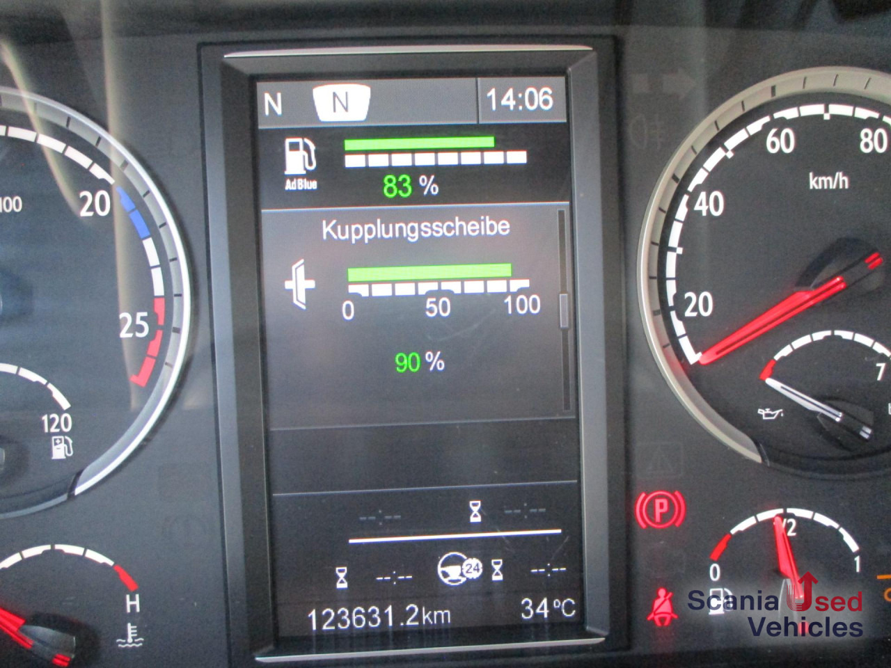 SCANIA P 320 DB6x2*4MLB EWERS Getränkeaufbau, 2 x AHK - Gėrimų tiekimo sunkvežimis: foto 3 SCANIA P 320 DB6x2*4MLB EWERS Getränkeaufbau, 2 x AHK - Gėrimų tiekimo sunkvežimis: foto 3