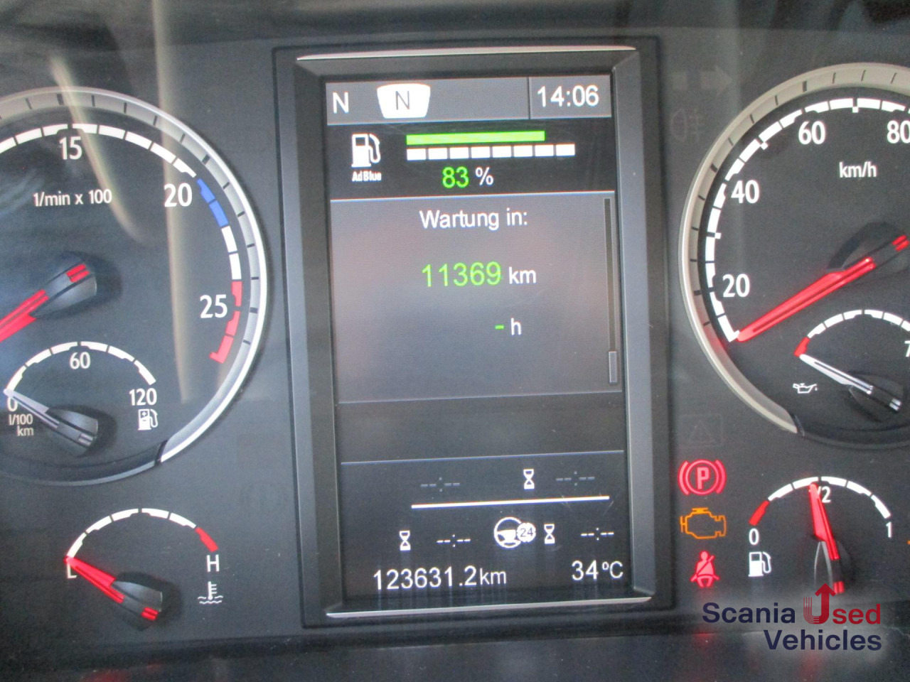SCANIA P 320 DB6x2*4MLB EWERS Getränkeaufbau, 2 x AHK - Gėrimų tiekimo sunkvežimis: foto 5 SCANIA P 320 DB6x2*4MLB EWERS Getränkeaufbau, 2 x AHK - Gėrimų tiekimo sunkvežimis: foto 5