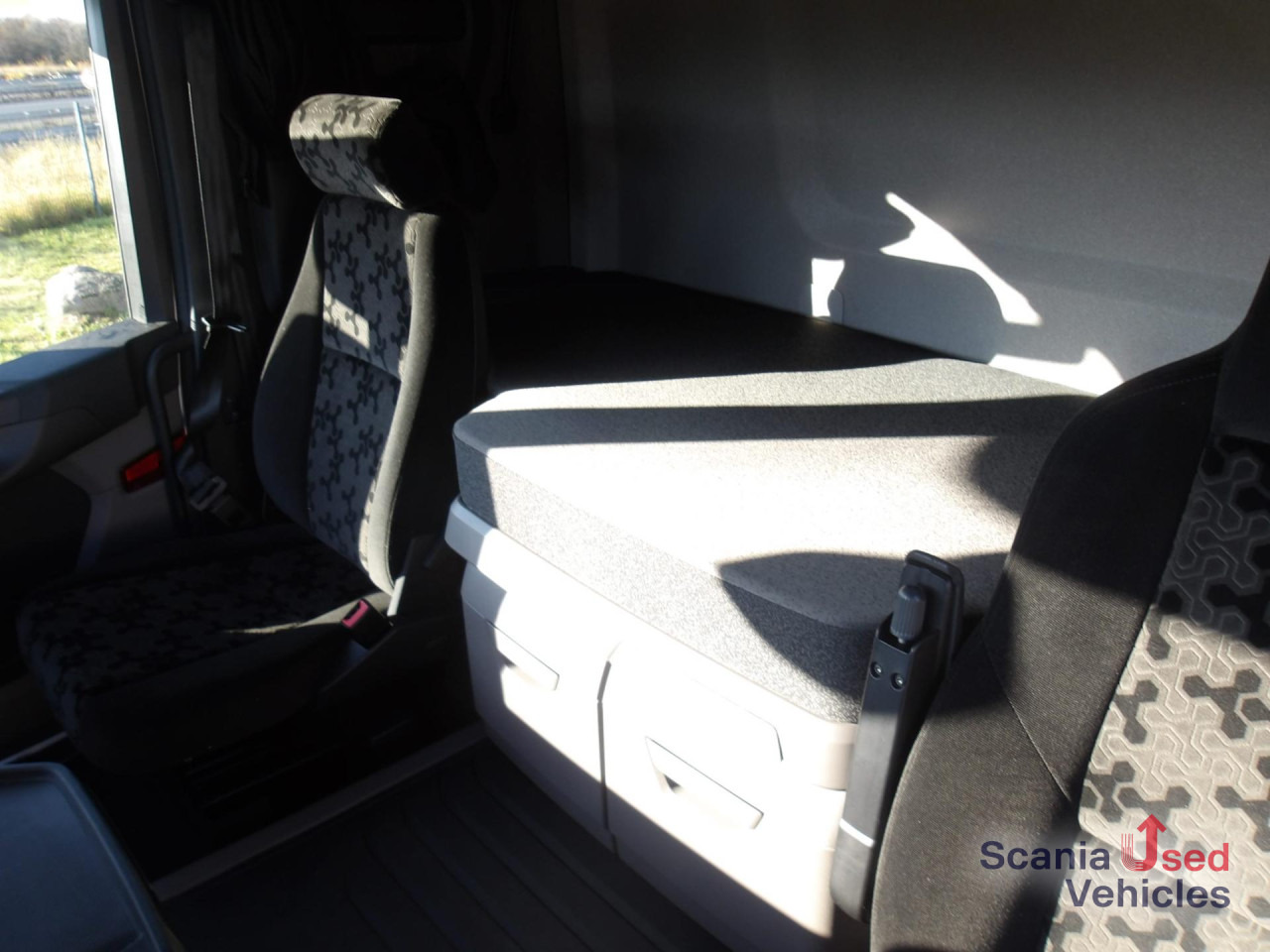 Vilkikas SCANIA R 460 A4x2NA / Schubbodenhydraulik: foto 13 Vilkikas SCANIA R 460 A4x2NA / Schubbodenhydraulik: foto 13