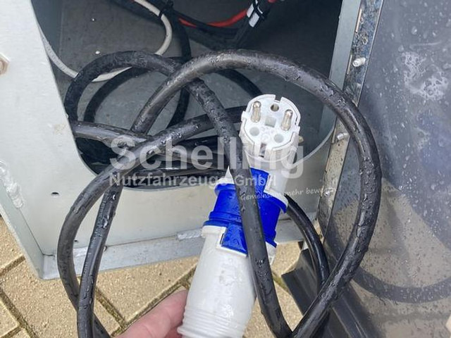 Elektrinis komunalinis automobilis Esagno: foto 11