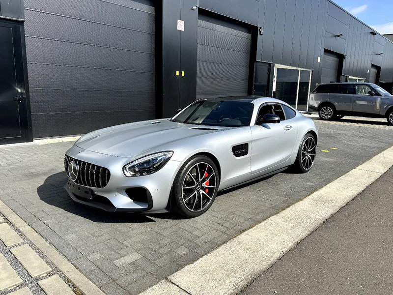 Mercedes-Benz AMG GT S / V8 4.0 L Biturbo (M178) - Lengvasis automobilis: foto 2 Mercedes-Benz AMG GT S / V8 4.0 L Biturbo (M178) - Lengvasis automobilis: foto 2