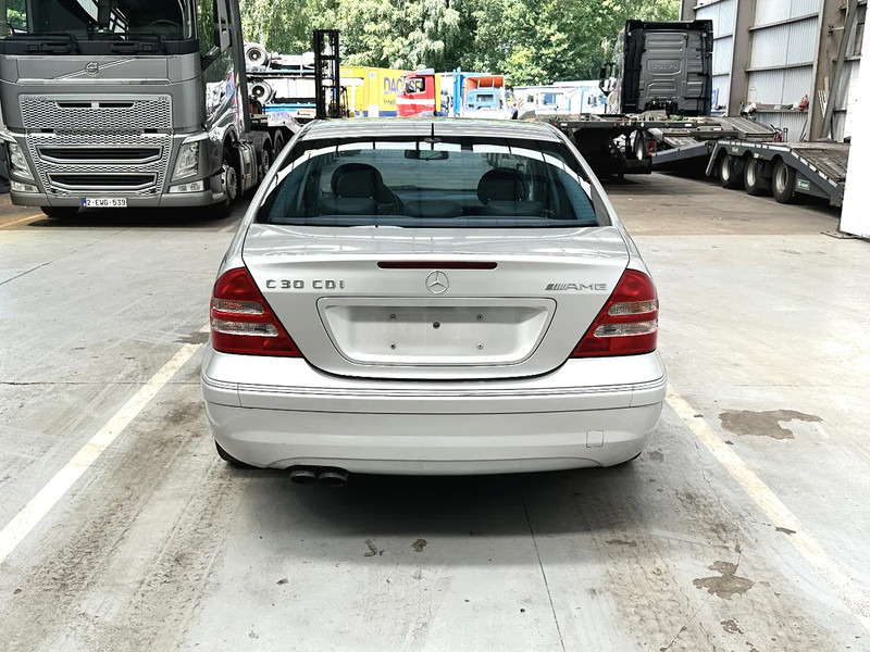 Mercedes-Benz C-Klasse C30 CDI / AMG /DIESEL TURBO 33795 km - Sedanas: foto 4 Mercedes-Benz C-Klasse C30 CDI / AMG /DIESEL TURBO 33795 km - Sedanas: foto 4