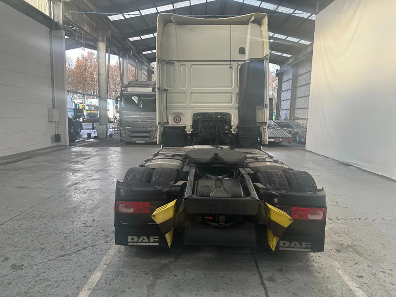 DAF XF 106.460 SUPERSPACECAB - Vilkikas: foto 5 DAF XF 106.460 SUPERSPACECAB - Vilkikas: foto 5