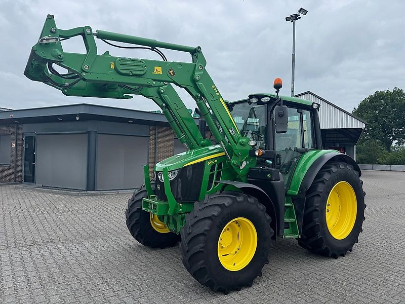John Deere 6100M CQ 40KM + VOORLADER 2020 2590 UUR!!! - Traktorius: foto 1 John Deere 6100M CQ 40KM + VOORLADER 2020 2590 UUR!!! - Traktorius: foto 1
