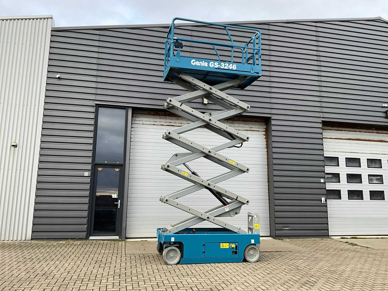 2006 GENIE GS-3246 AERIAL PLATFORM - Kėlimo platforma: foto 5 2006 GENIE GS-3246 AERIAL PLATFORM - Kėlimo platforma: foto 5