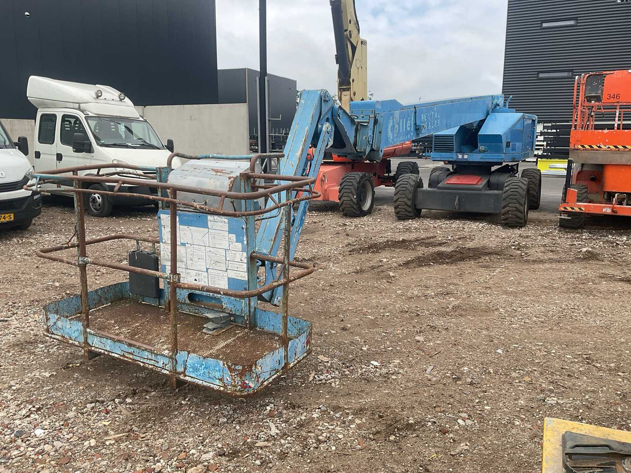 2007 AICHI SP21AJ TELESCOPIC BOOM LIFT - Kėlimo platforma: foto 2 2007 AICHI SP21AJ TELESCOPIC BOOM LIFT - Kėlimo platforma: foto 2