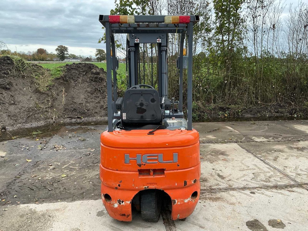 2009 HELI CPD15SAH2B FORKLIFT - Šakinis krautuvas: foto 3 2009 HELI CPD15SAH2B FORKLIFT - Šakinis krautuvas: foto 3