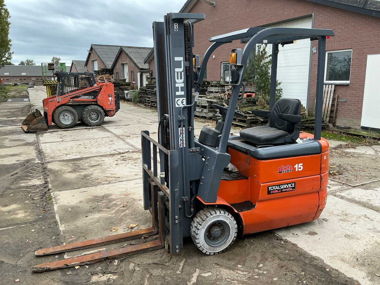 2009 HELI CPD15SAH2B FORKLIFT - Šakinis krautuvas: foto 1 2009 HELI CPD15SAH2B FORKLIFT - Šakinis krautuvas: foto 1