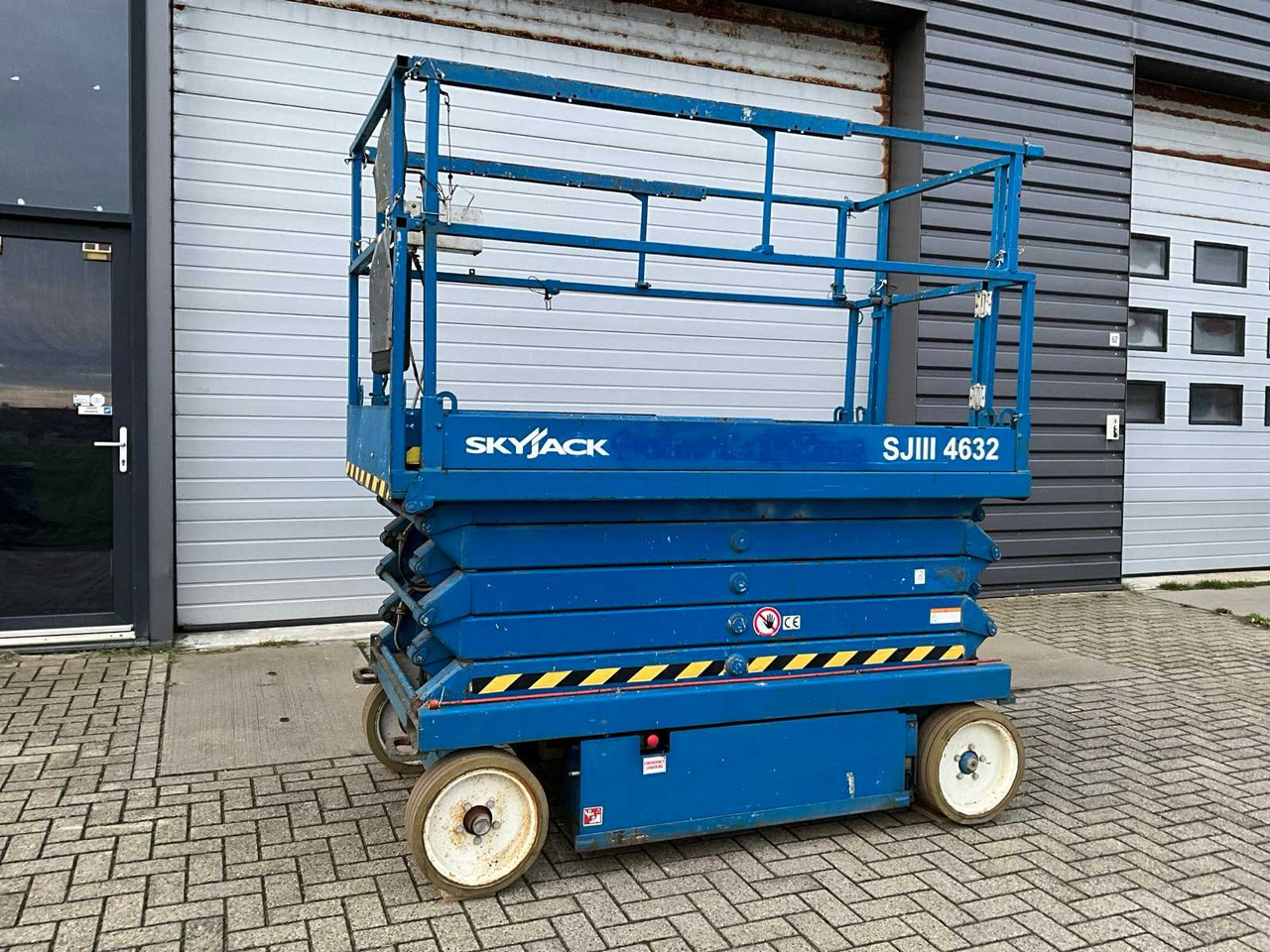 2012 SKYJACK SJIII4632 AERIAL PLATFORM - Kėlimo platforma: foto 1 2012 SKYJACK SJIII4632 AERIAL PLATFORM - Kėlimo platforma: foto 1