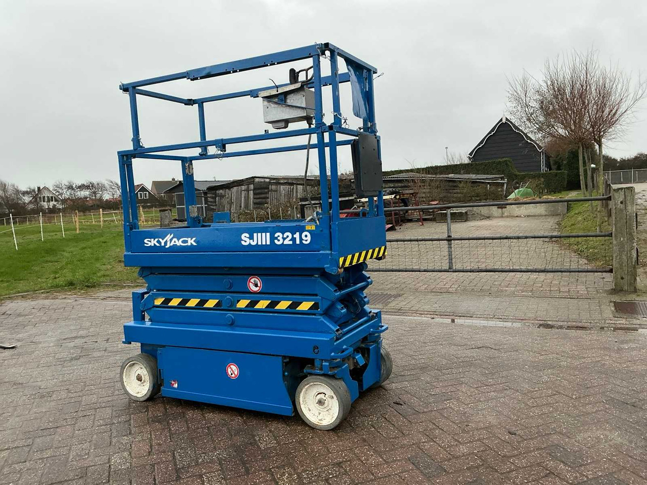 2012 SKYJACK SJIIII3219 AERIAL PLATFORM - Kėlimo platforma: foto 3 2012 SKYJACK SJIIII3219 AERIAL PLATFORM - Kėlimo platforma: foto 3