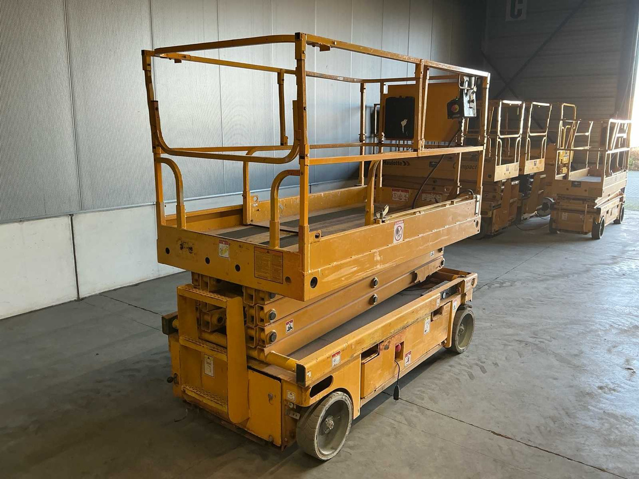 2013 HAULOTTE COMPACT 10 AERIAL PLATFORM - Kėlimo platforma: foto 5 2013 HAULOTTE COMPACT 10 AERIAL PLATFORM - Kėlimo platforma: foto 5