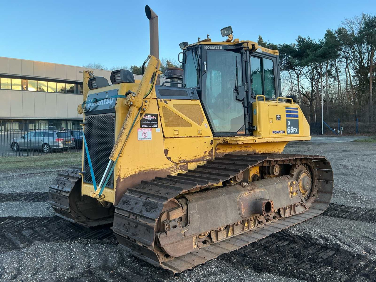 2013 KOMATSU D65PX-17 BULLDOZER - Buldozeris: foto 1 2013 KOMATSU D65PX-17 BULLDOZER - Buldozeris: foto 1