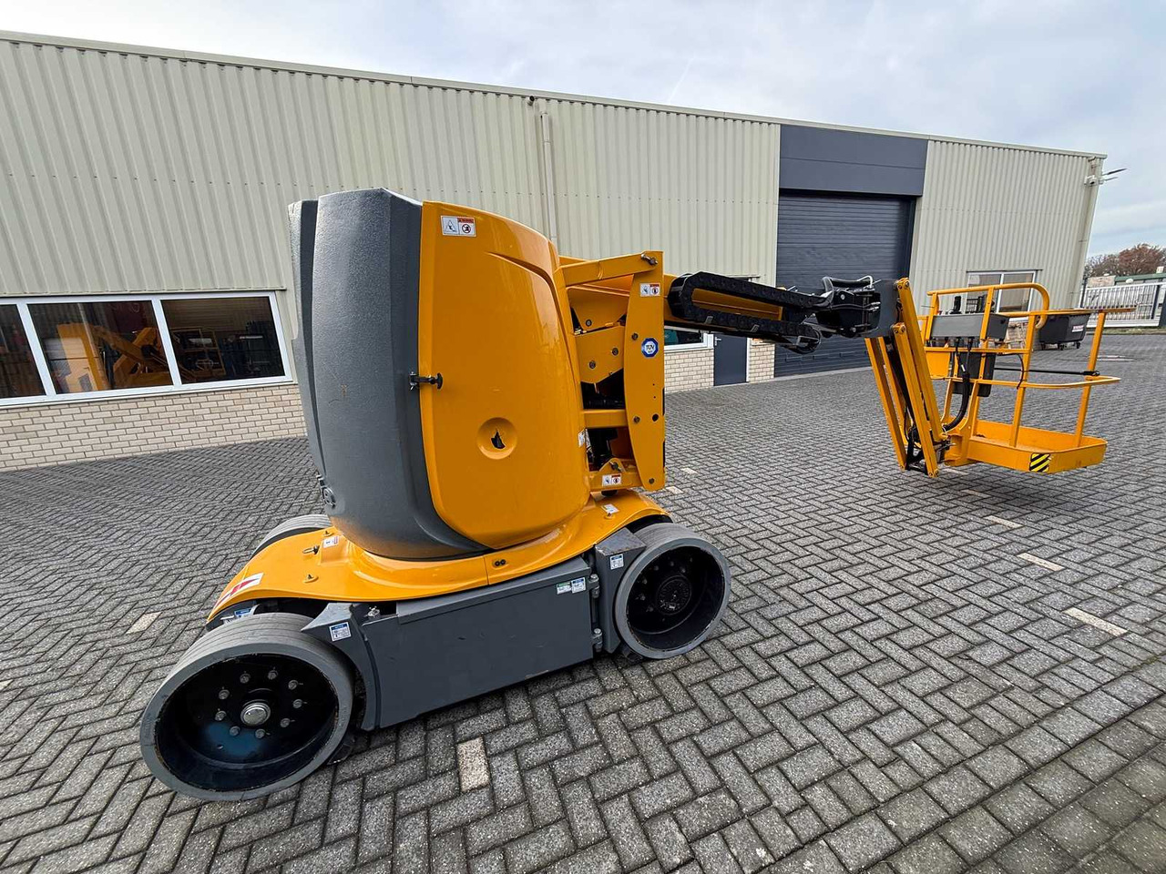 2020 HAULOTTE HA12CJ+ AERIAL WORK PLATFORM - Kėlimo platforma: foto 4 2020 HAULOTTE HA12CJ+ AERIAL WORK PLATFORM - Kėlimo platforma: foto 4