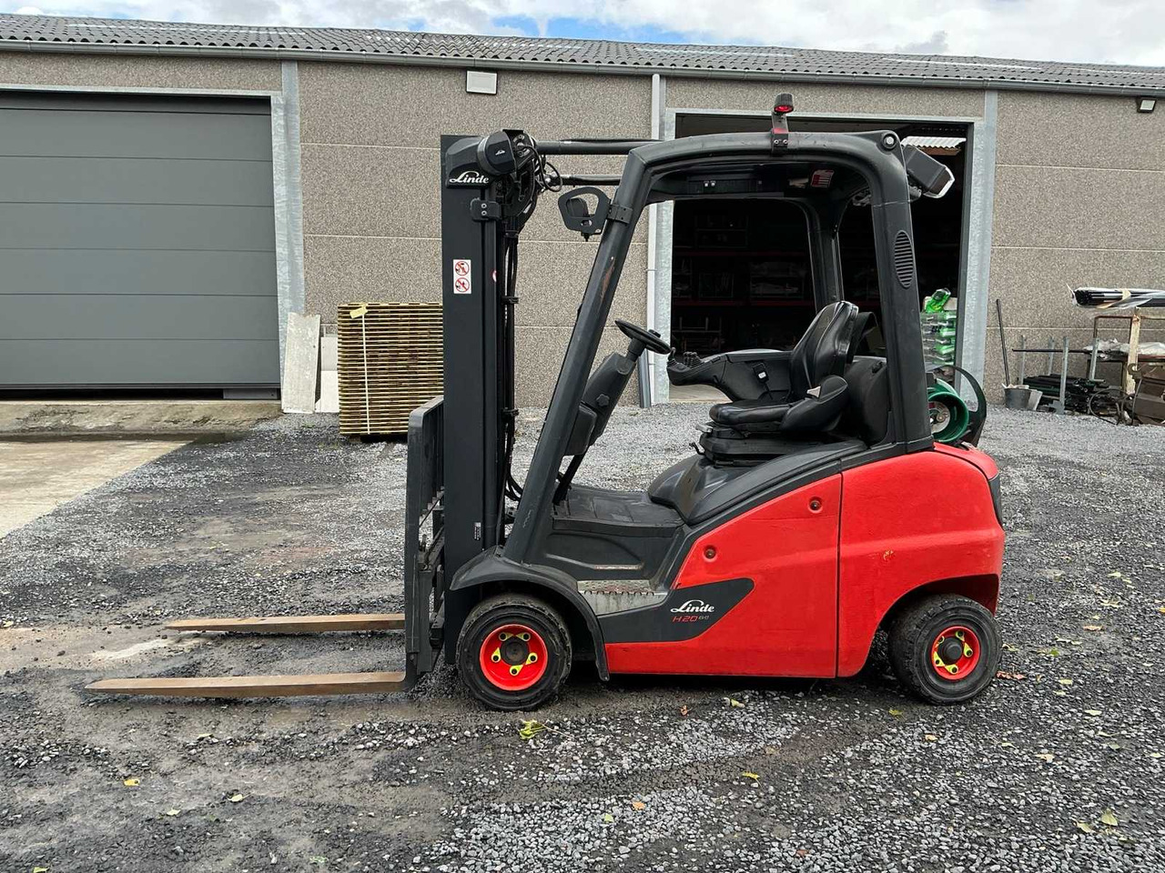 2020 LINDE H20T-01 FORKLIFT - Šakinis krautuvas: foto 2 2020 LINDE H20T-01 FORKLIFT - Šakinis krautuvas: foto 2