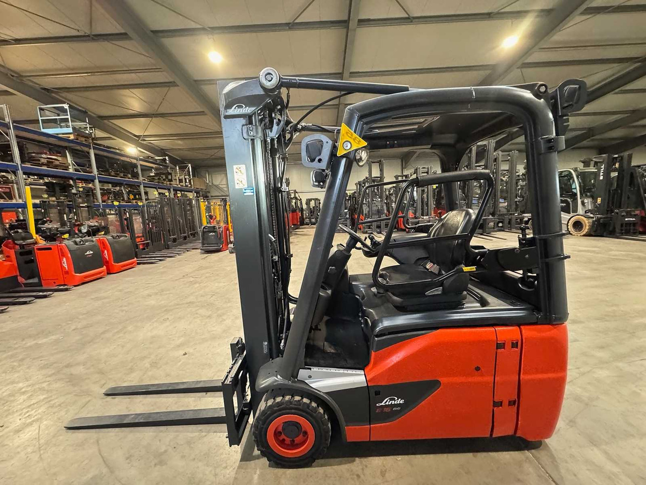 2020 SERVICE + UVV 12/2026 LINDE E16 1,600KG TRIPLEX ELECTRIC FORKLIFT 13,047 HOURS - Šakinis krautuvas: foto 2 2020 SERVICE + UVV 12/2026 LINDE E16 1,600KG TRIPLEX ELECTRIC FORKLIFT 13,047 HOURS - Šakinis krautuvas: foto 2