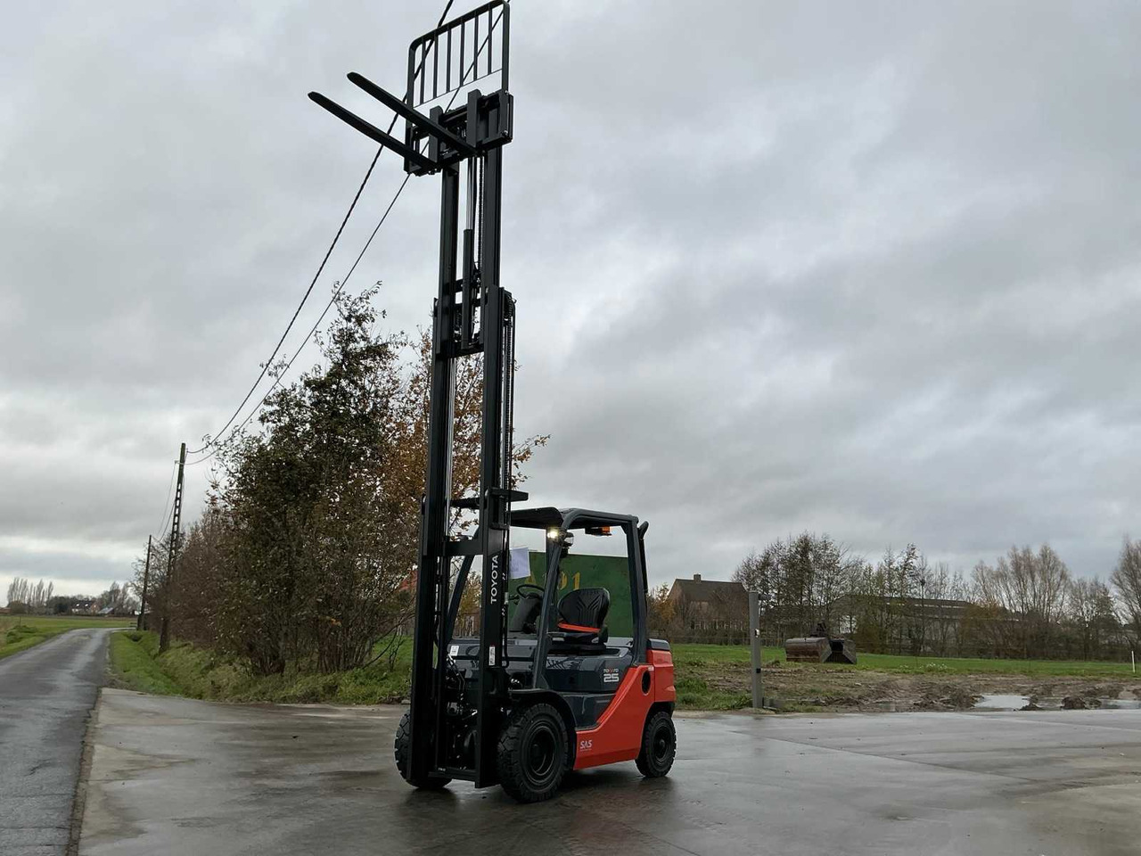 2024 TOYOTA 52-8FDF25 FORKLIFT - Šakinis krautuvas: foto 2 2024 TOYOTA 52-8FDF25 FORKLIFT - Šakinis krautuvas: foto 2