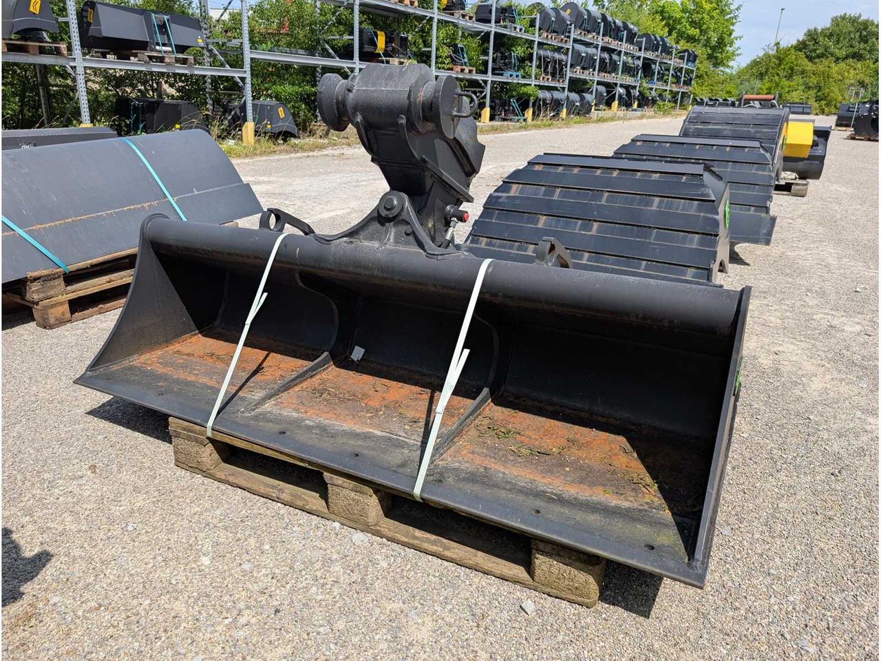 ACB (COUPLEURS & GODETS) - 2021 - SHOVELS - Ratinis krautuvas: foto 2 ACB (COUPLEURS & GODETS) - 2021 - SHOVELS - Ratinis krautuvas: foto 2