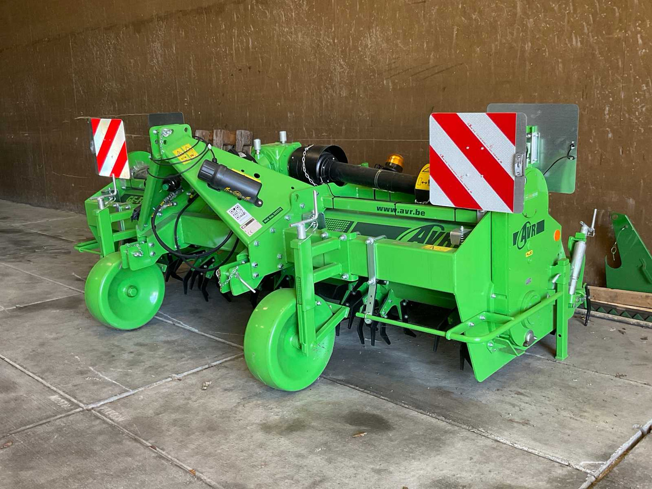 AVR GE-FORCE-HD 4 x 75 - Žemės dirbimo freza: foto 1 AVR GE-FORCE-HD 4 x 75 - Žemės dirbimo freza: foto 1
