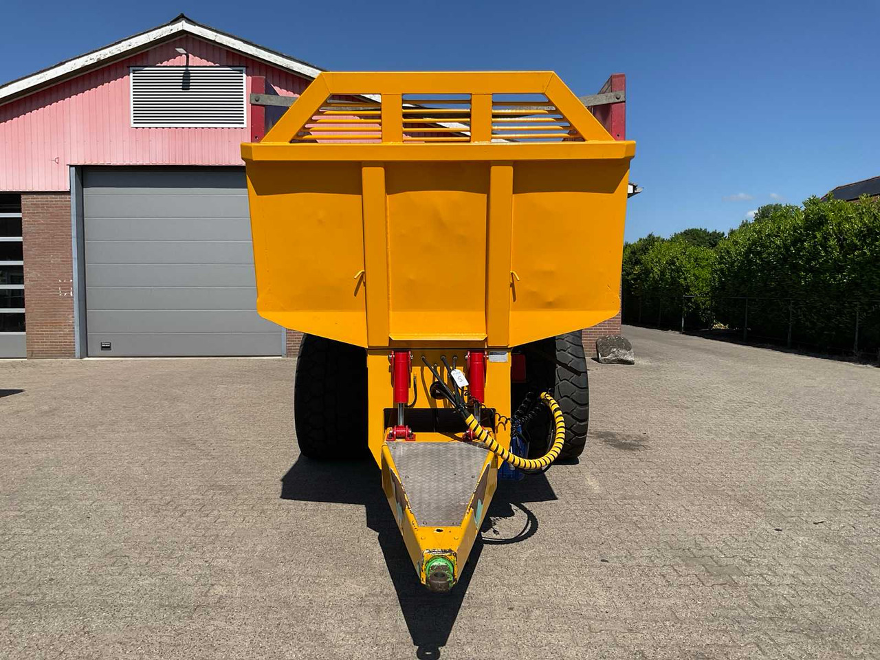 Alako Kombi-K12 - Savivartė traktorinė priekaba: foto 2 Alako Kombi-K12 - Savivartė traktorinė priekaba: foto 2