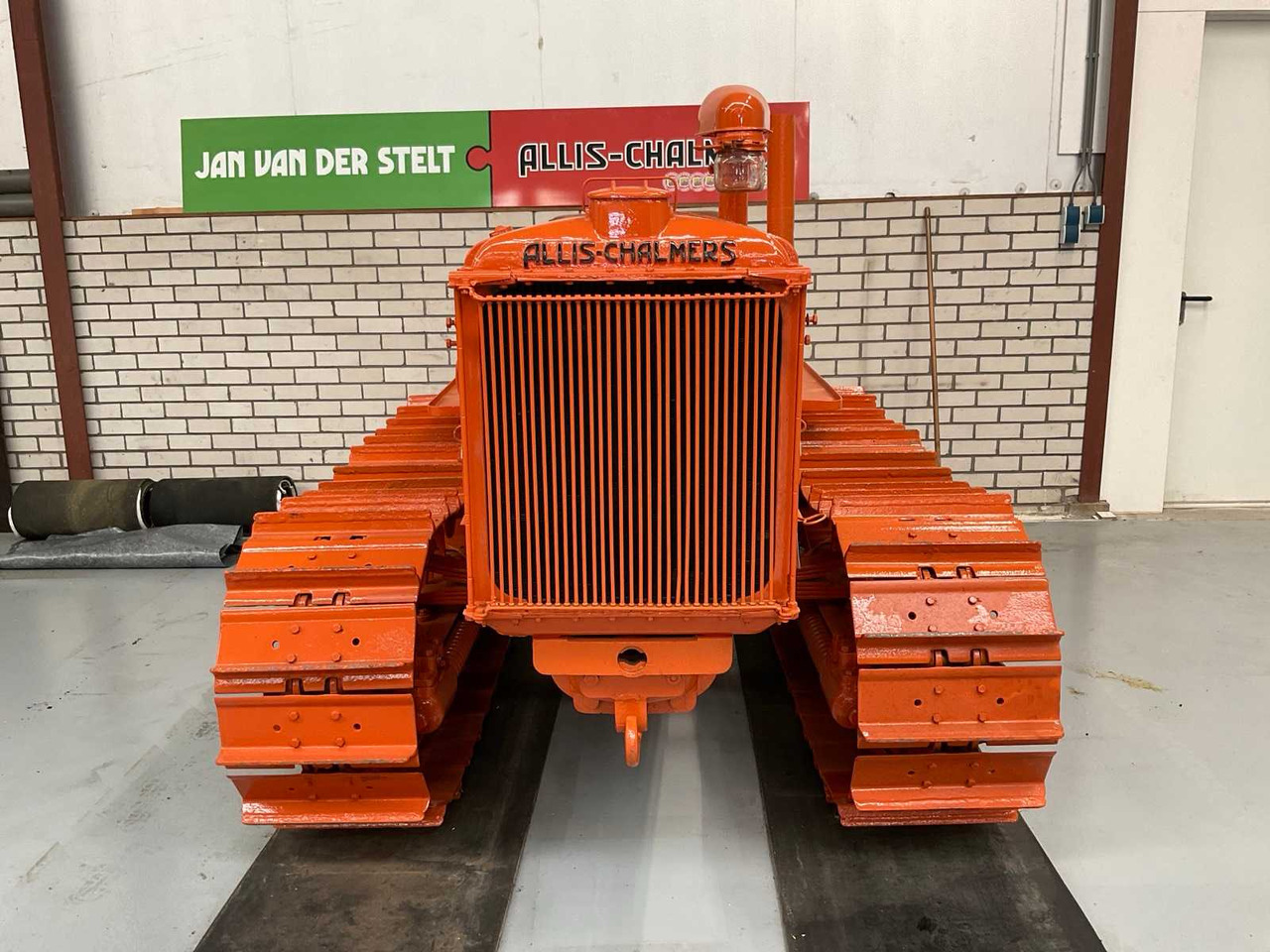 Allis-Chalmers M - Vikšrinis traktorius: foto 2 Allis-Chalmers M - Vikšrinis traktorius: foto 2