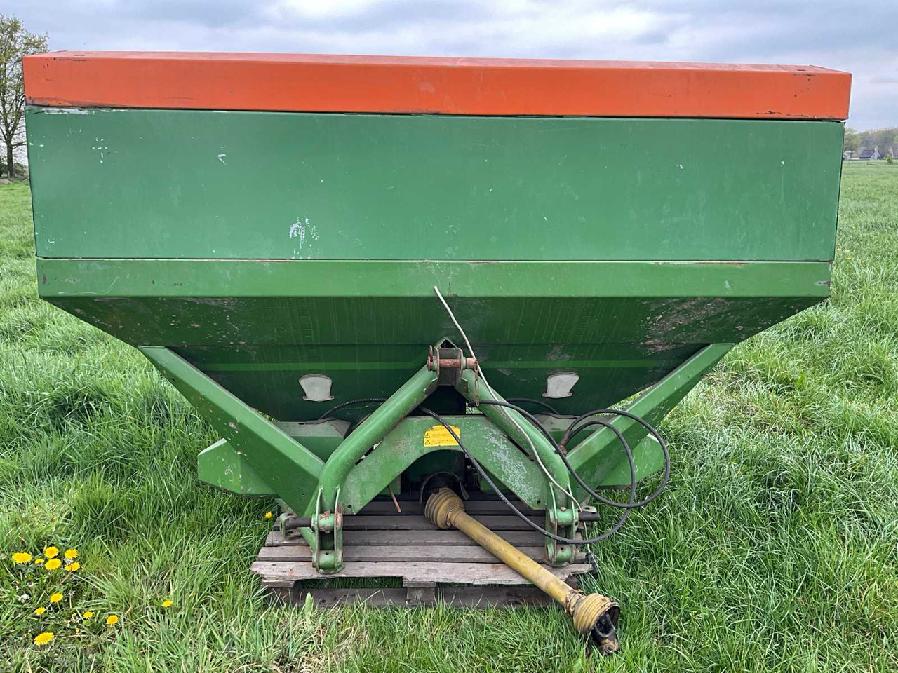 Amazone ZA-U1501 - Trąšų barstytuvas: foto 2 Amazone ZA-U1501 - Trąšų barstytuvas: foto 2