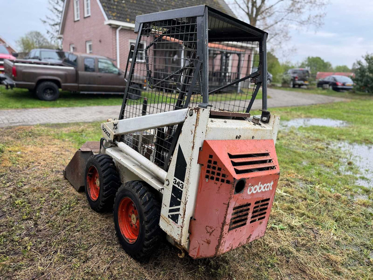 Bobcat 343 Skidsteer - Mini krautuvas: foto 5 Bobcat 343 Skidsteer - Mini krautuvas: foto 5