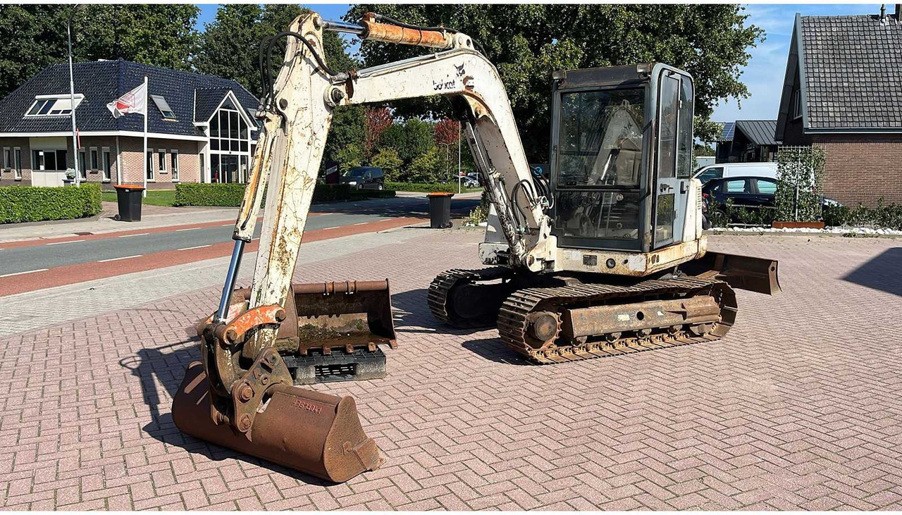 Bobcat X335 - Vikšrinis ekskavatorius: foto 2 Bobcat X335 - Vikšrinis ekskavatorius: foto 2