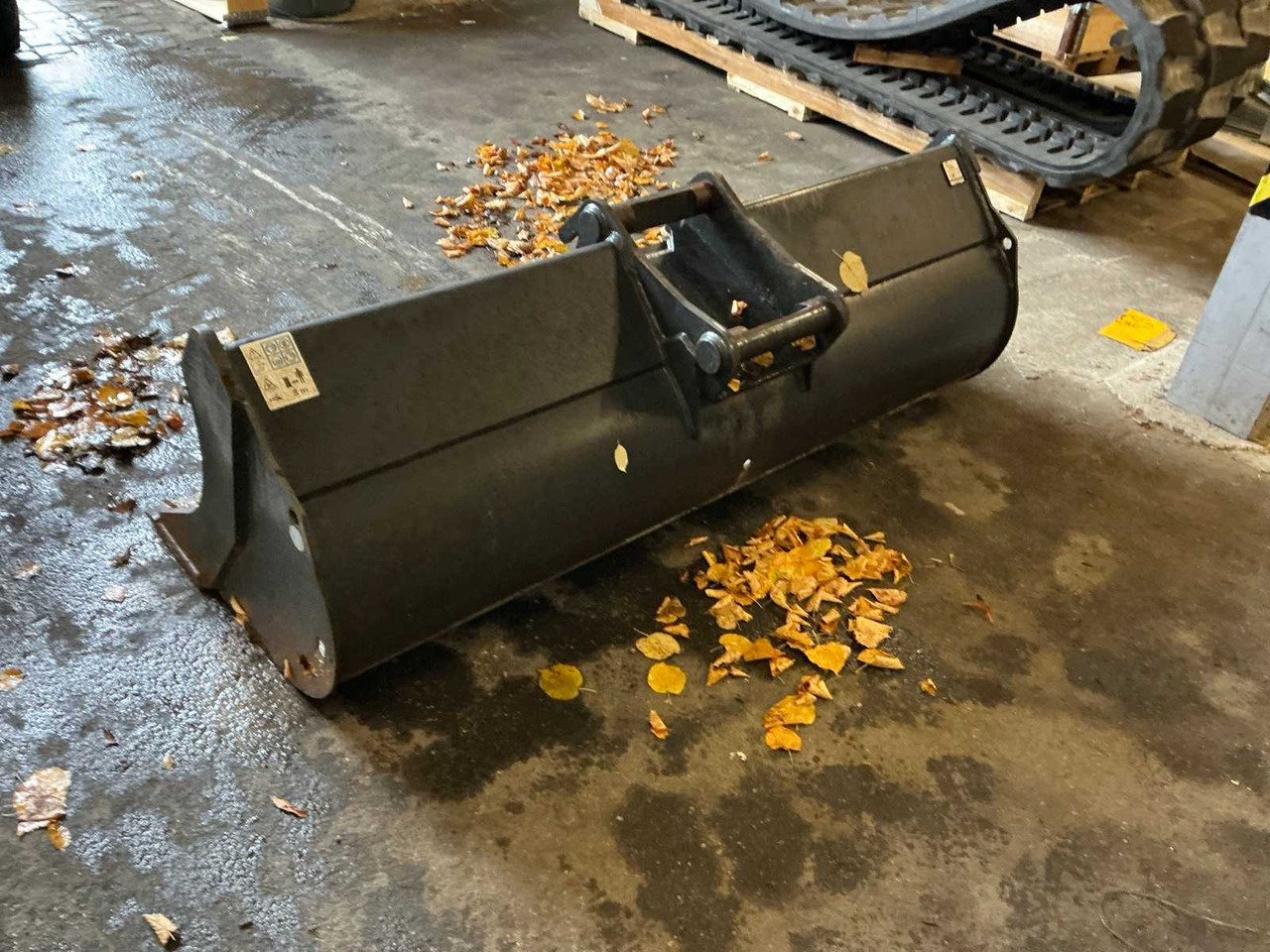 CANGINI - 2021 - BUCKET 1800MM - Ratinis krautuvas: foto 3 CANGINI - 2021 - BUCKET 1800MM - Ratinis krautuvas: foto 3