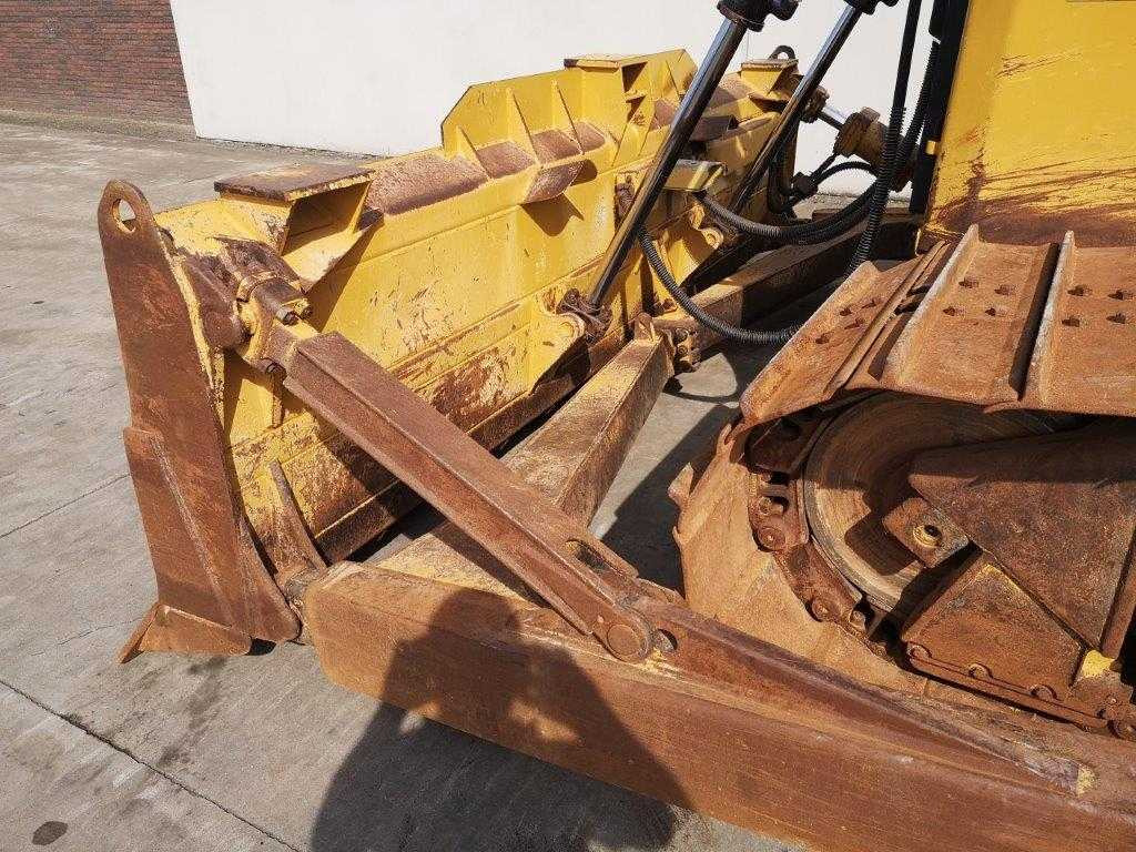 Buldozeris CATERPILLAR D6T LGP: foto 10