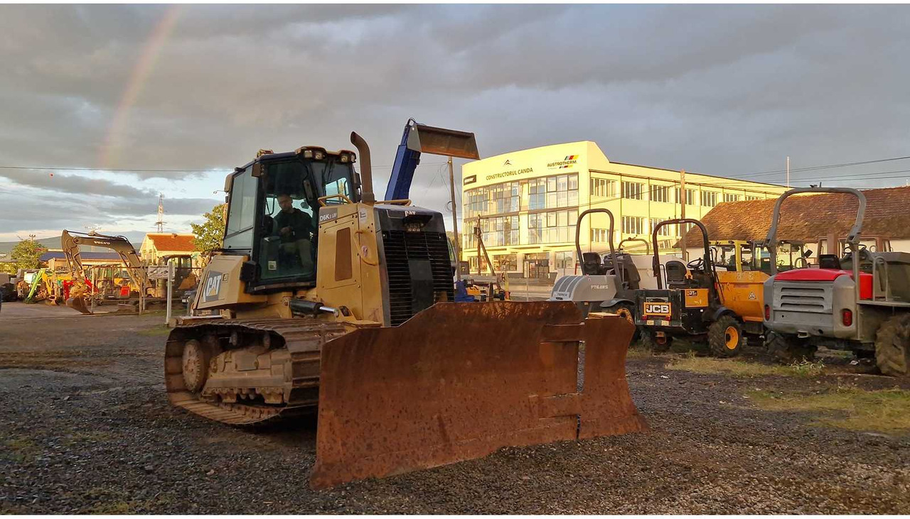 Caterpillar D6K 2 LGP - Buldozeris: foto 5 Caterpillar D6K 2 LGP - Buldozeris: foto 5