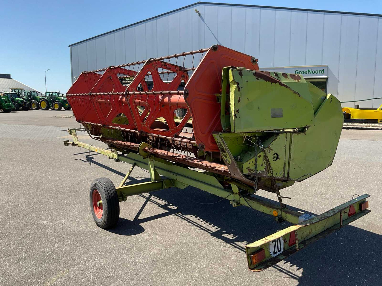 Claas 400 - Derliaus nuėmimo kombainas: foto 4 Claas 400 - Derliaus nuėmimo kombainas: foto 4