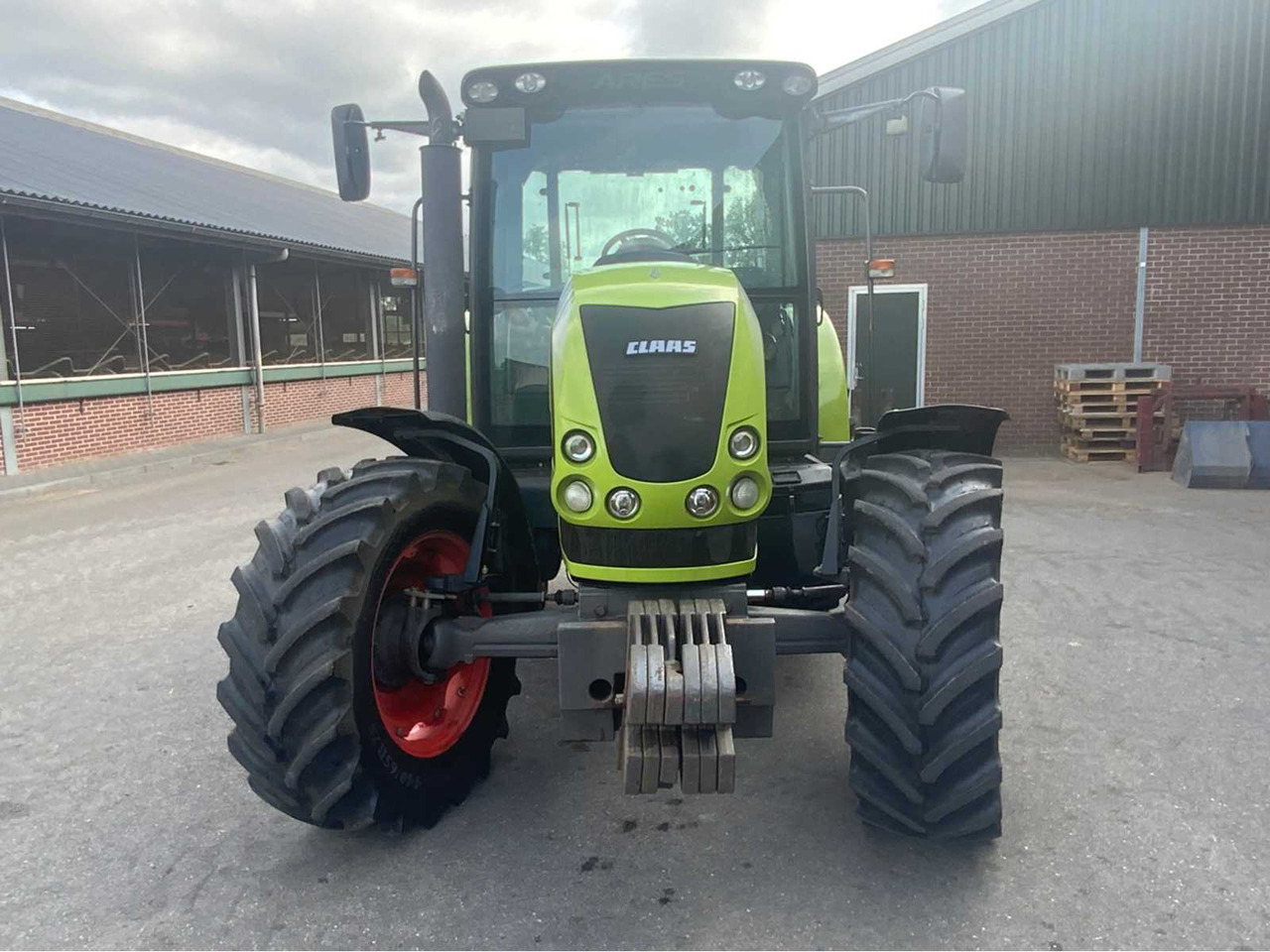 Claas Ares 557 ATZ - Traktorius: foto 2 Claas Ares 557 ATZ - Traktorius: foto 2