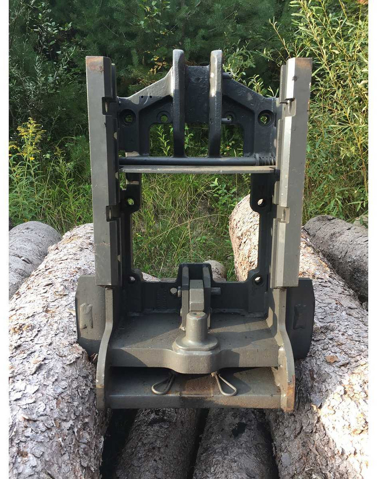 Claas - Traktorius - frontalinis krautuvas: foto 1 Claas - Traktorius - frontalinis krautuvas: foto 1