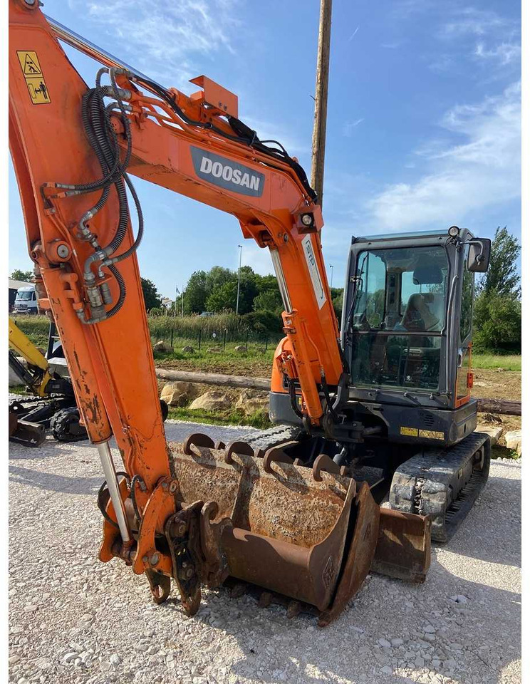 DOOSAN - DX 62R-3 - MIDI-EXCAVATOR - 2018 - Ekskavatorius: foto 5 DOOSAN - DX 62R-3 - MIDI-EXCAVATOR - 2018 - Ekskavatorius: foto 5