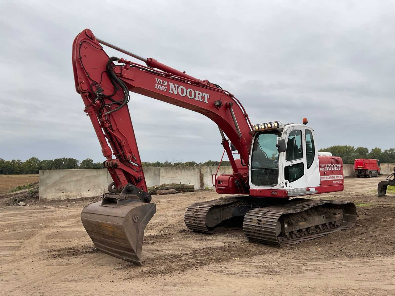 Doosan DX 180LC - Vikšrinis ekskavatorius: foto 1 Doosan DX 180LC - Vikšrinis ekskavatorius: foto 1