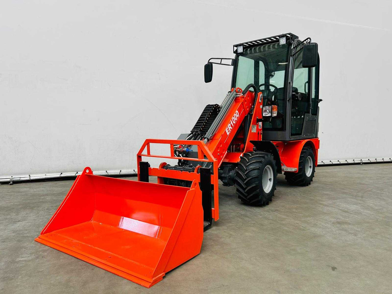 EVERUN - 2025 - ER1000 - TELESCOPIC ARTICULATED WHEEL LOADER KUBOTA EURO5 - Ratinis krautuvas: foto 2 EVERUN - 2025 - ER1000 - TELESCOPIC ARTICULATED WHEEL LOADER KUBOTA EURO5 - Ratinis krautuvas: foto 2