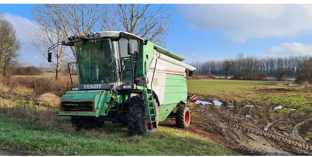 FENDT 8350 - Derliaus nuėmimo kombainas: foto 5 FENDT 8350 - Derliaus nuėmimo kombainas: foto 5