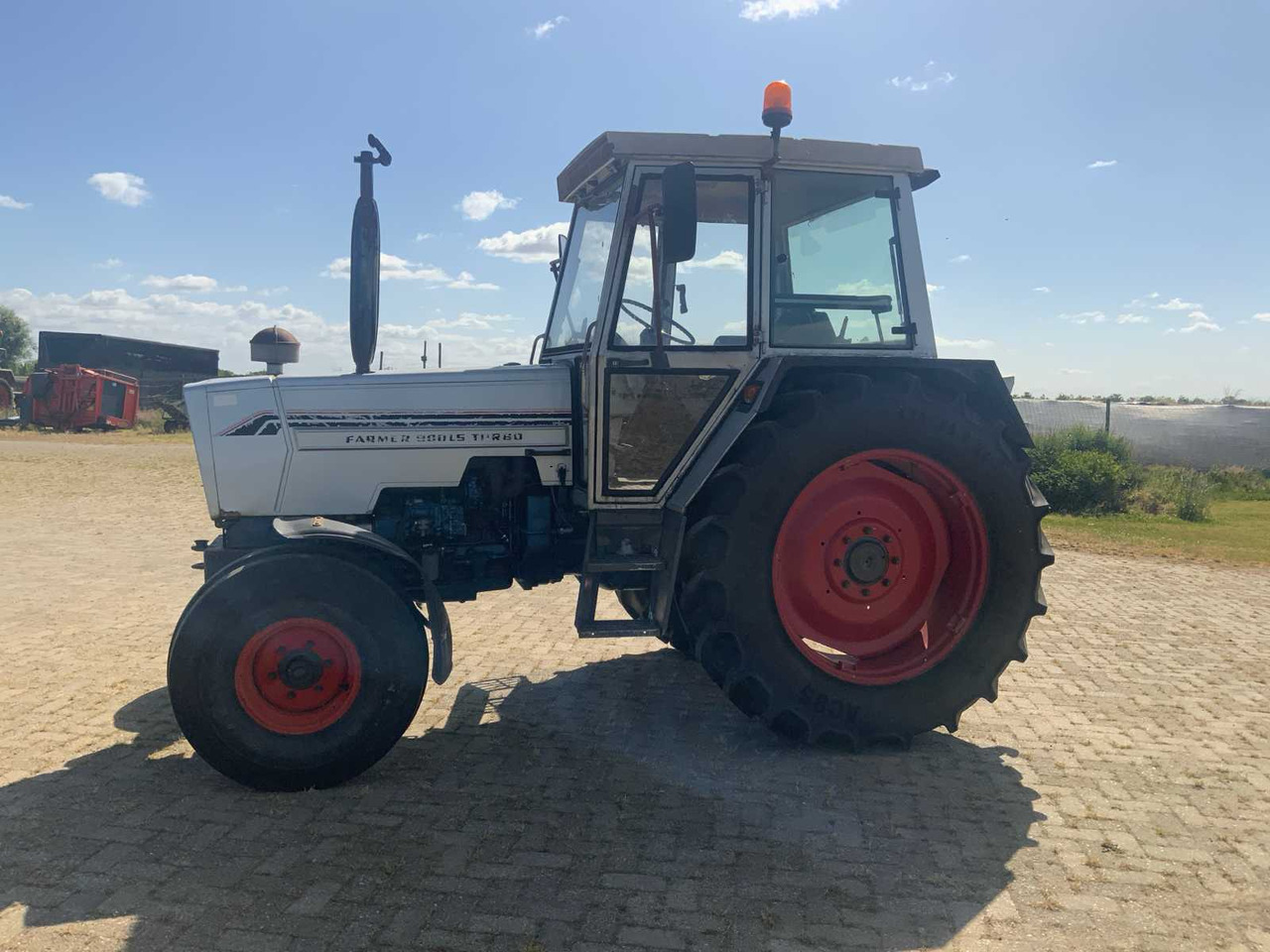 Fendt 309/900 LS Turbumatic - Traktorius: foto 4 Fendt 309/900 LS Turbumatic - Traktorius: foto 4