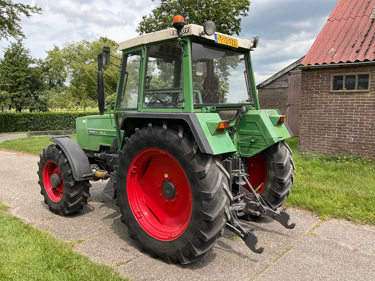 Fendt Farmer 309LS Turbomatik - Traktorius: foto 2 Fendt Farmer 309LS Turbomatik - Traktorius: foto 2