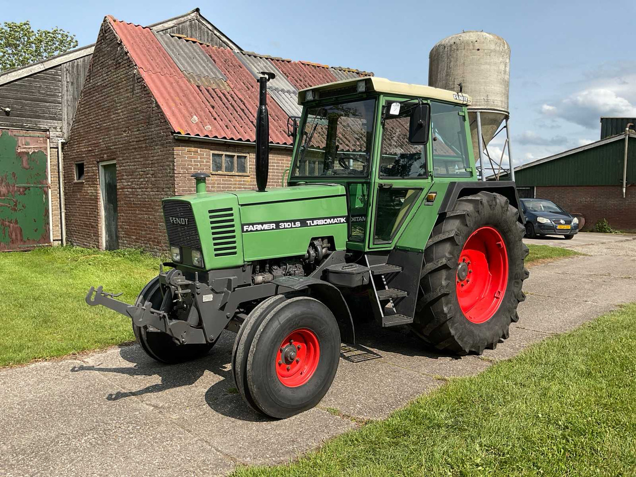 Fendt Farmer 310LS Turbomatik - Traktorius: foto 1 Fendt Farmer 310LS Turbomatik - Traktorius: foto 1