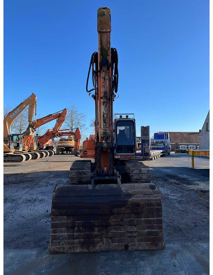 Fiat Hitachi FH 200 LC - Vikšrinis ekskavatorius: foto 4 Fiat Hitachi FH 200 LC - Vikšrinis ekskavatorius: foto 4