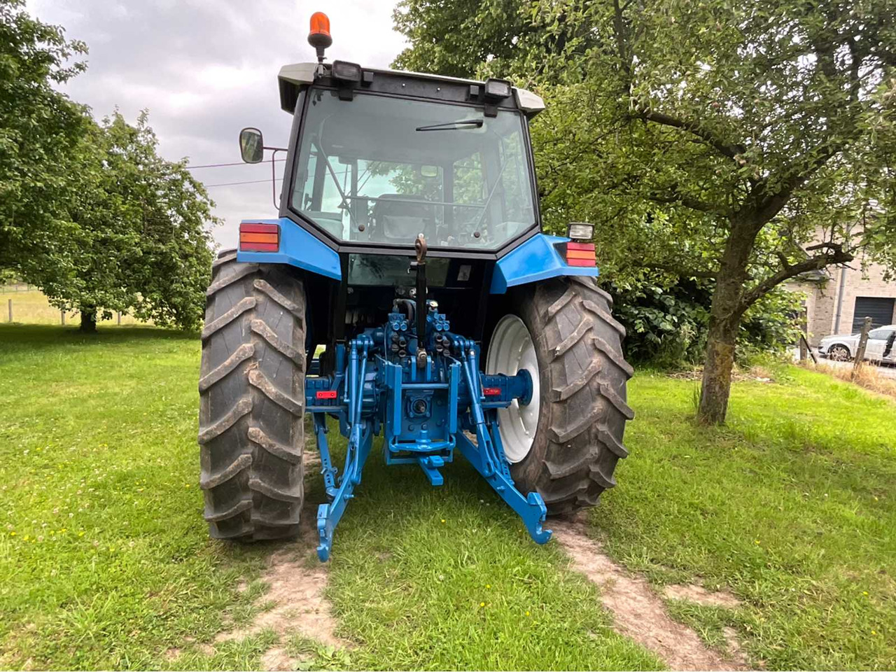 Ford 8340 - Traktorius: foto 4 Ford 8340 - Traktorius: foto 4