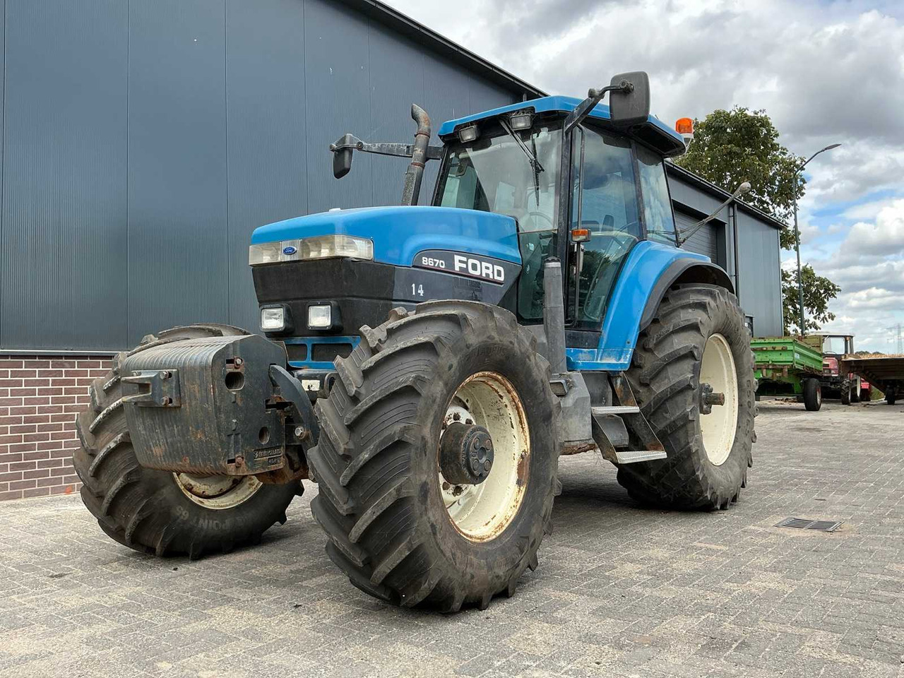 Ford 8670 - Traktorius: foto 1 Ford 8670 - Traktorius: foto 1