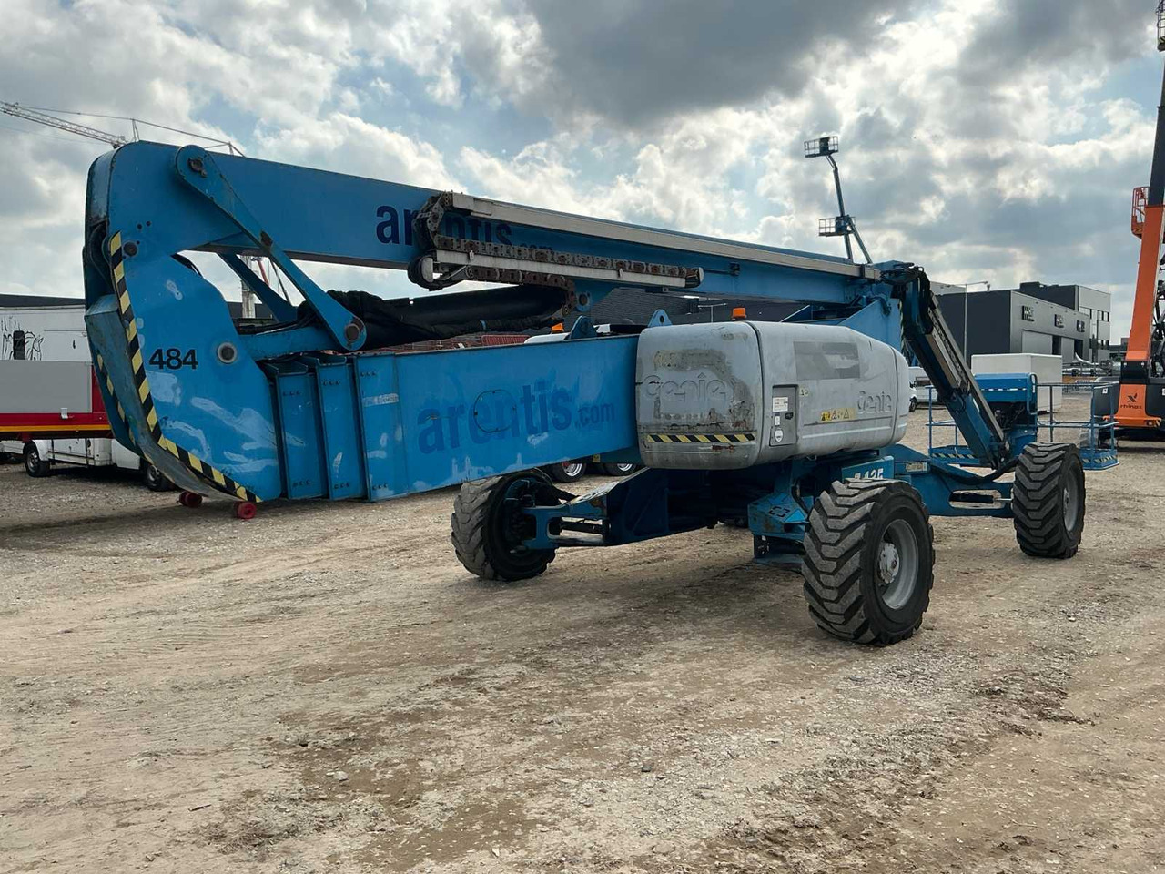 Genie Z-135/70 - Kėlimo platforma: foto 5 Genie Z-135/70 - Kėlimo platforma: foto 5